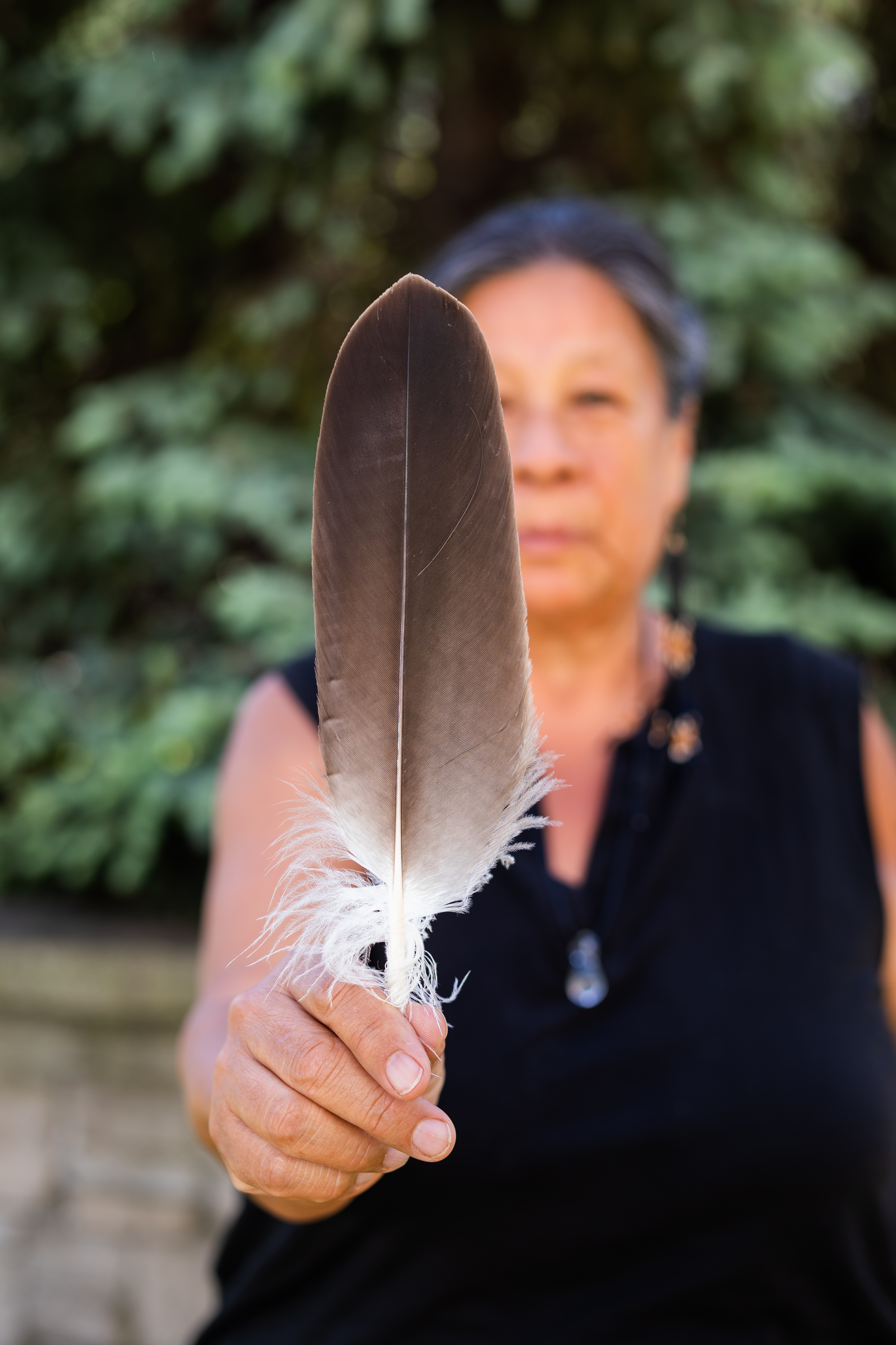 Marie Jones, Traditional Healer, De dwa da dehs nye>s Aboriginal Health Centre